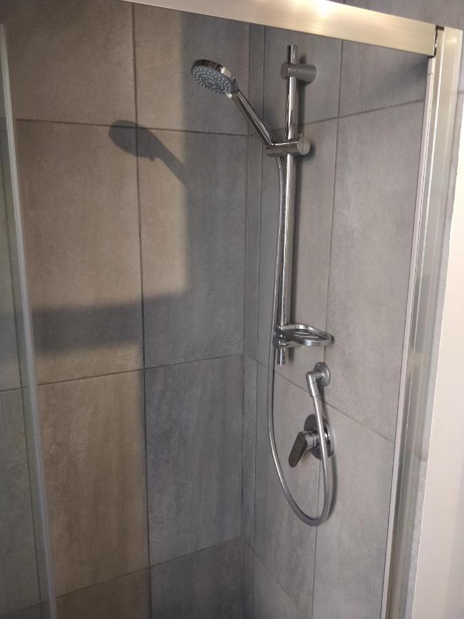 Isi Guesthouse 29 Iesi Ngoại thất bức ảnh