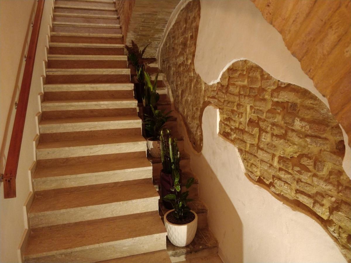 Isi Guesthouse 29 Iesi Ngoại thất bức ảnh
